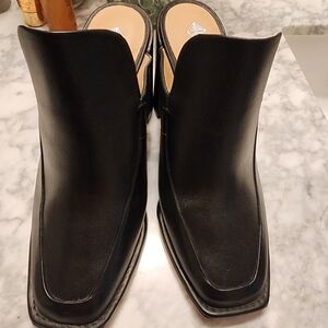 ANTONIO MELANI Black Square-Toe Slip-On Mules